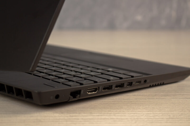 لپ تاپ اومن 15.6 اینچی اچ‌پی مدل omen 15-dh0035
